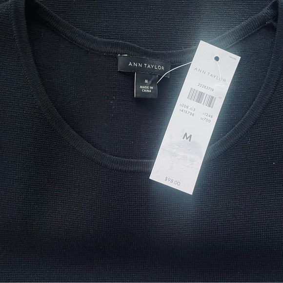 Ann Taylor Refined Knit Fluted Sleeves in Black Size Med BNWT - Picture 7 of 8